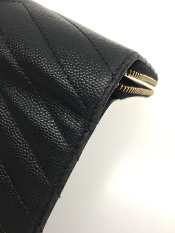 2335611534407 07 Saint Laurent Leather Corner Threaded Wallet