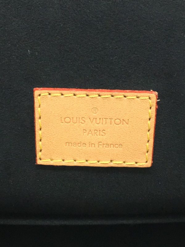 2337020184556 03 Louis Vuitton Moon Alma Monogram Handbag