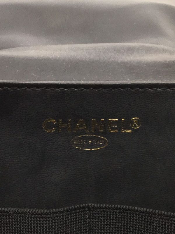 2339720684213 03 Chanel Matelasse Vanity Shoulder Bag Implant Black