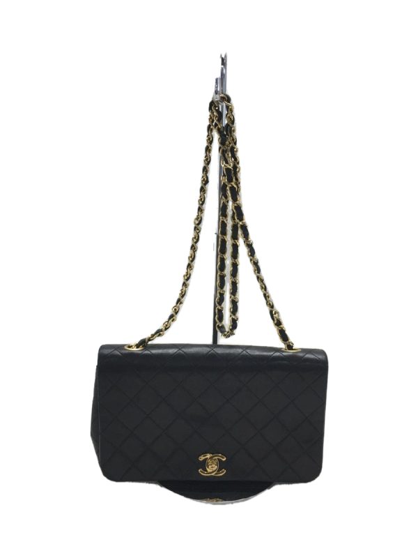 2340700053899 01 Chanel Labmskin Leather Chain Shoulder Bag Blacks