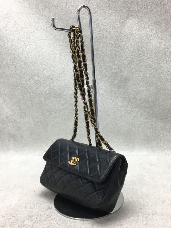 2342480059603 02 Chanel Cocomark Vintage Mini Matelasse Shoulder Bag