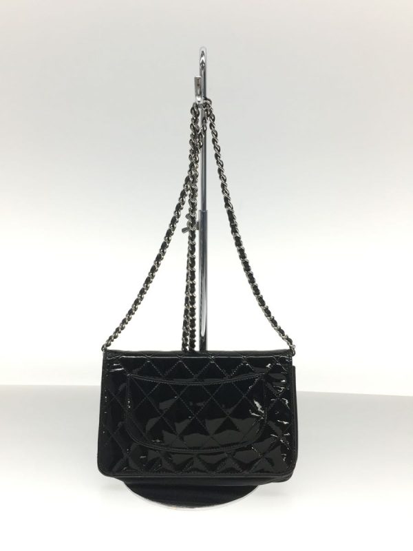 2342532196942 03 Chanel Matelasse Patent Chain Shoulder Bag