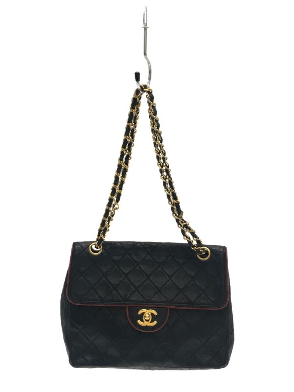 2343100577491 01 Chanel Lambskin Leather Chain Shoulder Bag