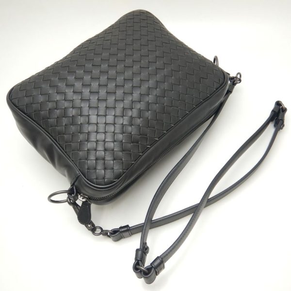 250630 2 Bottega Veneta Shoulder Bag Intrecciato Leather Black