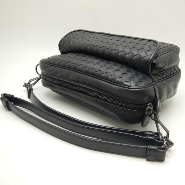 250630 4 Bottega Veneta Shoulder Bag Intrecciato Leather Black