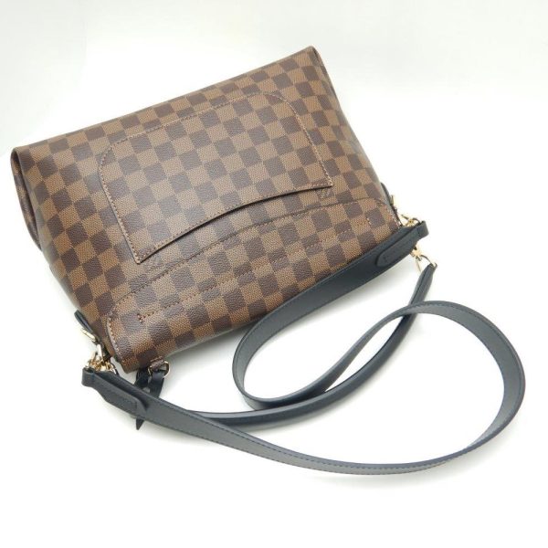 3 Louis Vuitton Damier Beaubourg Ebene Shoulder Bag Brown