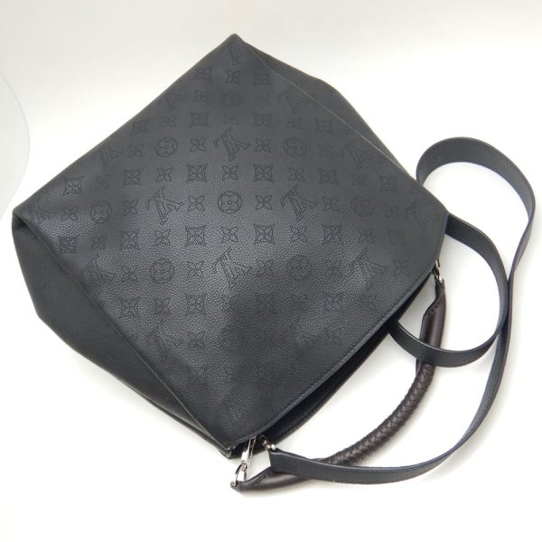 3 Louis Vuitton Mahina Babylon PM Shoulder Bag Noir Black