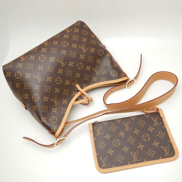 3 Louis Vuitton Monogram Carryall NM PM Shoulder Bag Brown