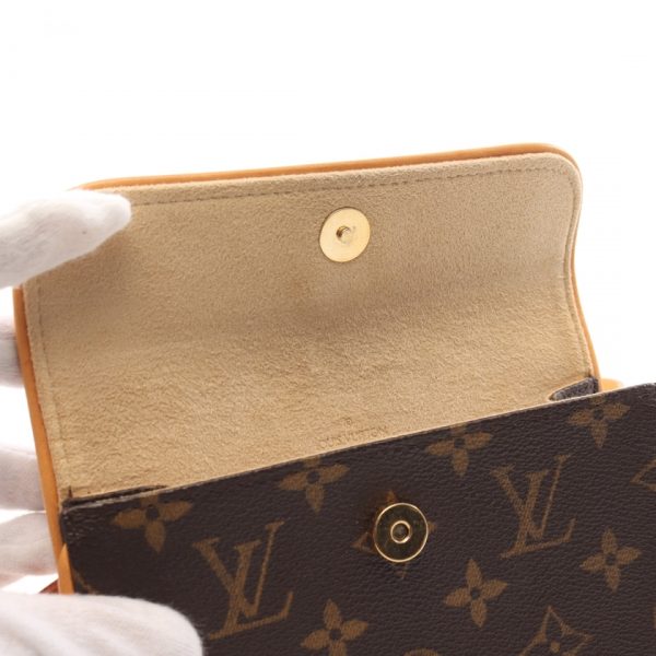 3 Louis Vuitton Pochette Florentine Monogram Body Bag Brown