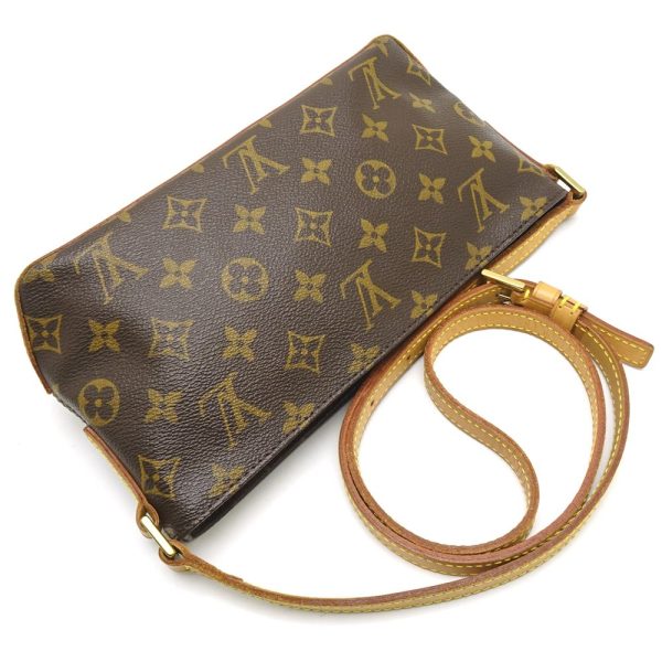 3 Louis Vuitton Monogram Trotteur Shoulder Bag Brown