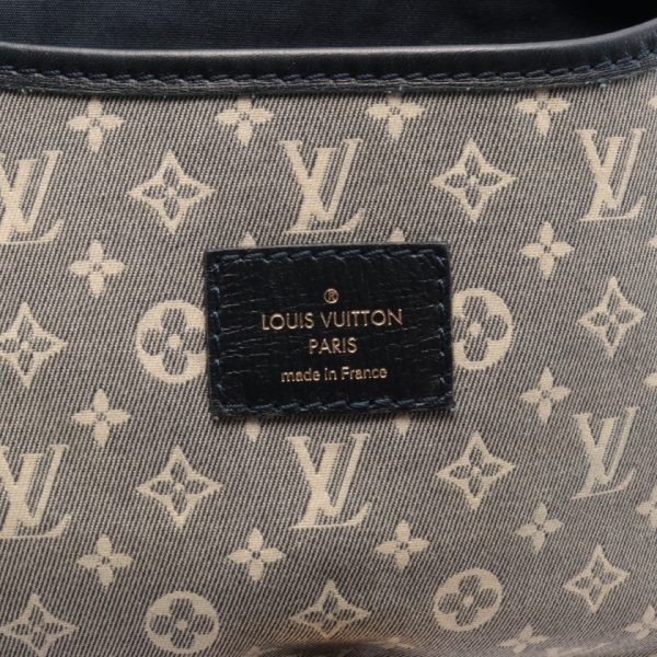 4 Louis Vuitton Saumur PM Monogram Shoulder Bag Light Blue Navy