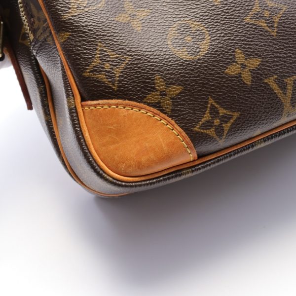 4 Louis Vuitton Monogram Shoulder Bag Brown