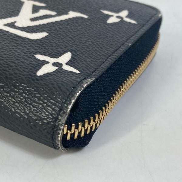 4 Louis Vuitton Heart Zippy Wallet Monogram Long Wallet Noir Black