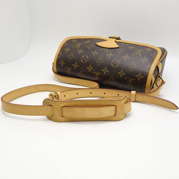 4 Louis Vuitton Monogram Sologne Brown Diagonal Shoulder Bag