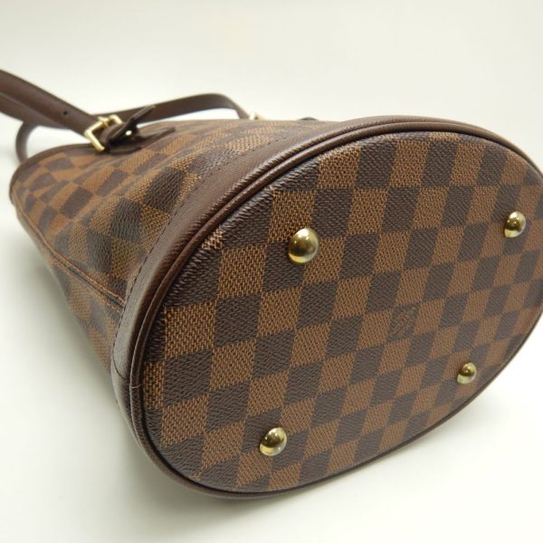 4 Louis Vuitton Damier Marais Ebene Shoulder Bag Brown