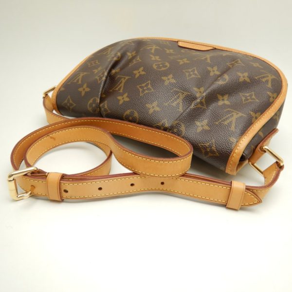 4 Louis Vuitton Monogram Menilmontant PM Brown Diagonal Shoulder