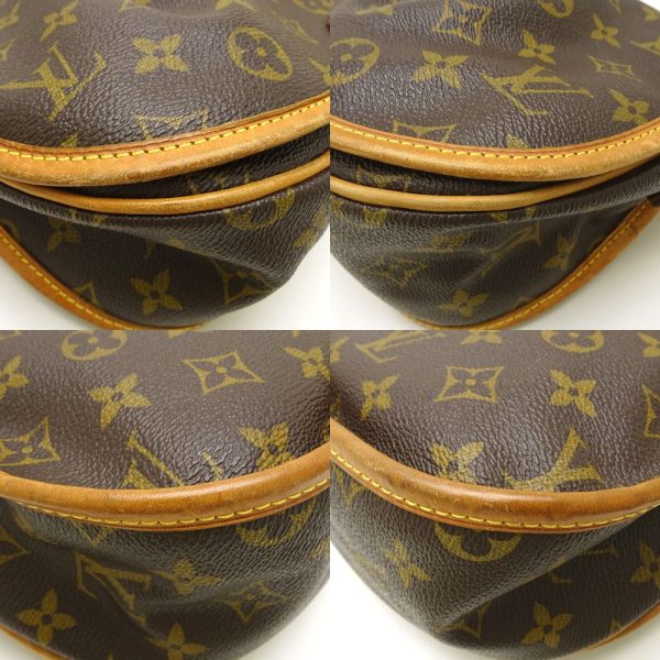 4 Louis Vuitton Monogram Menilmontane PM Brown