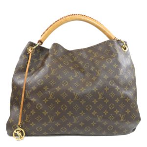 45514052 1 Louis Vuitton Cluny Shoulder Bag Epi Leather Black