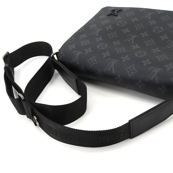 5 Louis Vuitton Monogram Eclipse District PM Shoulder Bag Black