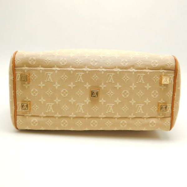 5 Louis Vuitton Josephine PM Handbag Beige