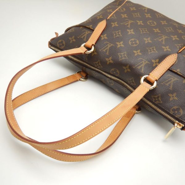 5 Louis Vuitton Monogram Totally PM Tote Bag Brown