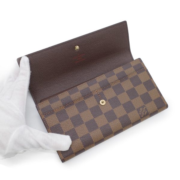 5 Louis Vuitton Portefeuille International Tri fold Wallet Damier