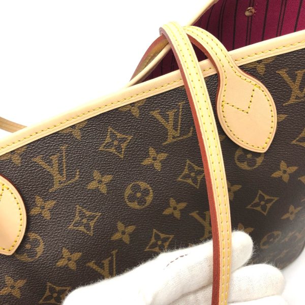 5 Louis Vuitton Monogram Neverfull MM Tote Bag