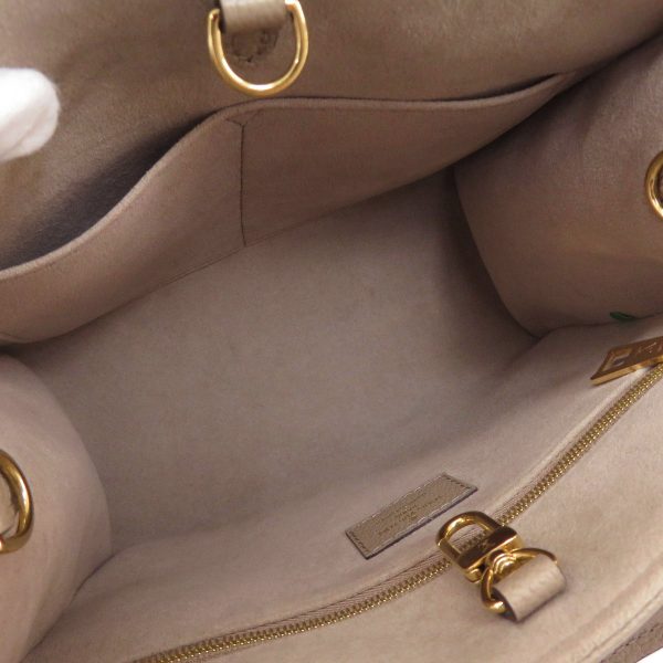 5 Louis Vuitton On The Go PM Bicolor Tourtrail Creme Handbag Amplant