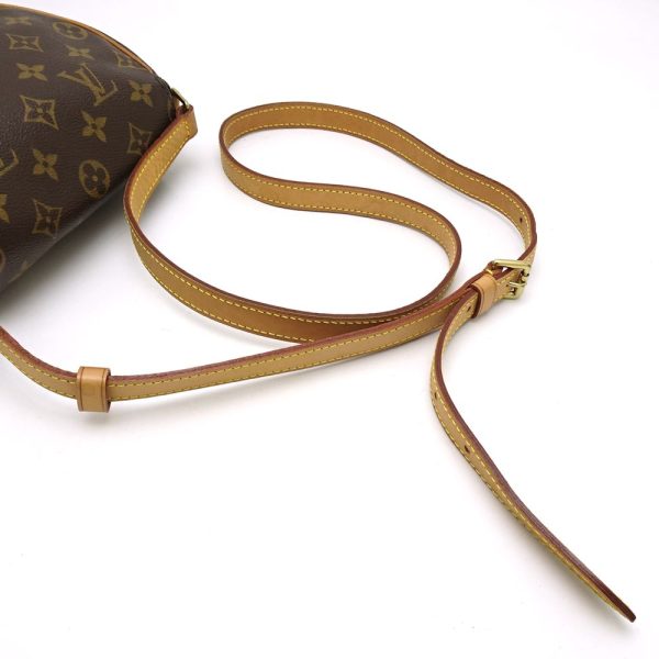 5 Louis Vuitton Monogram Tambourine Brown Diagonal Shoulder