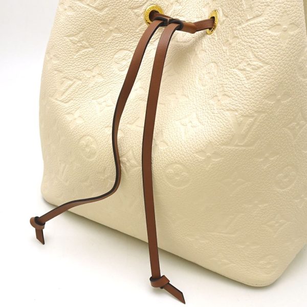 5 Louis Vuitton Emplant Neonoe Shoulder Bag