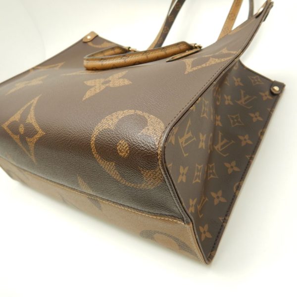 5 Louis Vuitton Monogram Reverse On The Go MM Tote Bag Brown