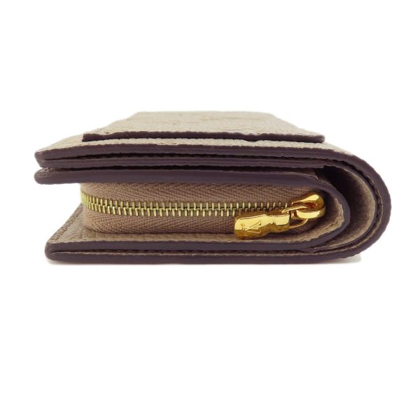 55719028 3 Louis Vuitton Portefeuille Claire Tourtrail Bifold Wallet