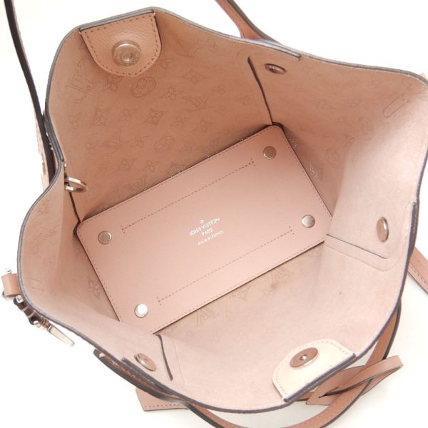 6 Louis Vuitton Hina PM Handbag Mahina Magnolia Pink