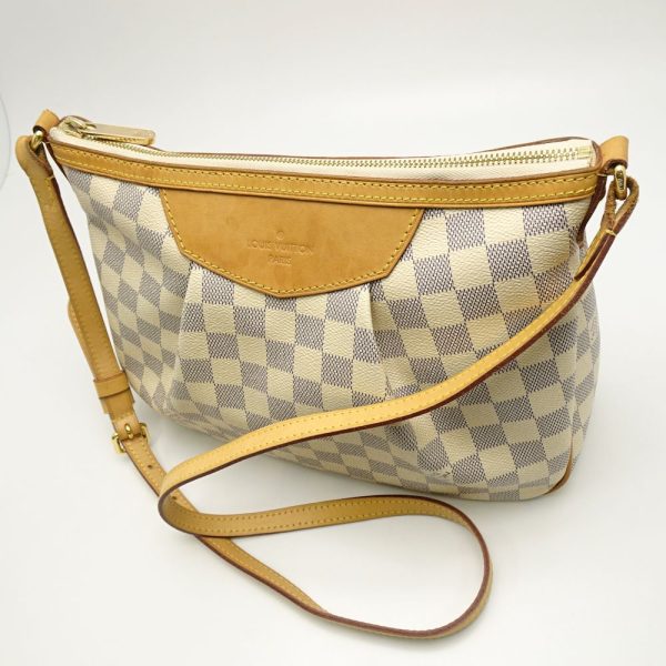 6 Louis Vuitton Damier Azur Siracusa PM Diagonal Shoulder Bag