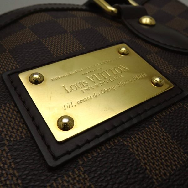 6 Louis Vuitton Damier Hampstead PM Ebene Tote Bag