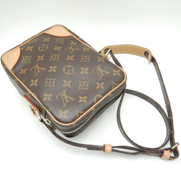 6 Louis Vuitton Monogram Brown Shoulder Bag