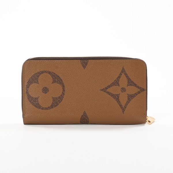 6072679 12 Louis Vuitton Monogram Giant Zippy Long Wallet