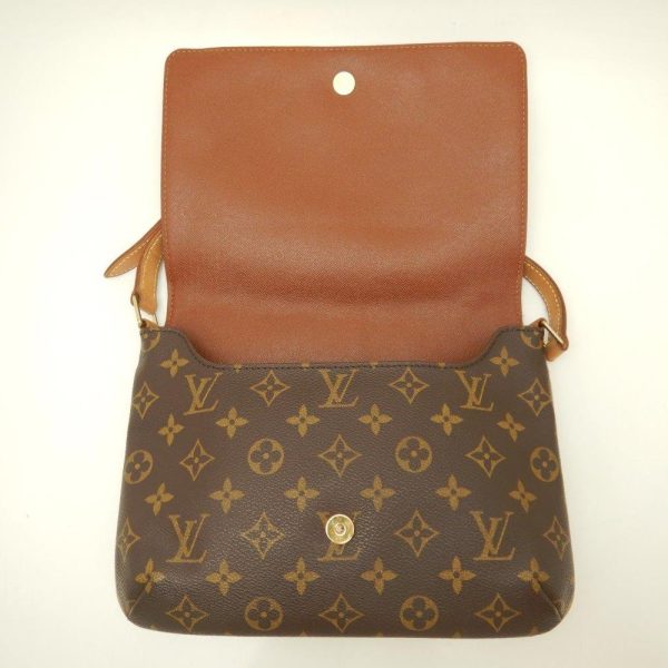 7 Louis Vuitton Monogram Musette Tango Brown