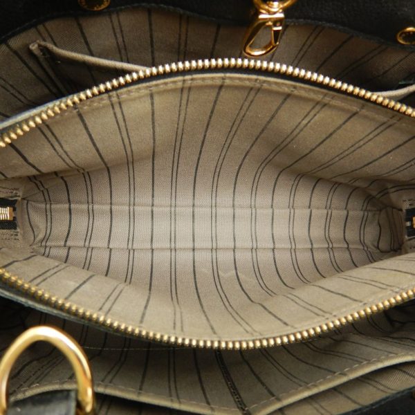 7 Louis Vuitton Montaigne BB Emplant Noir