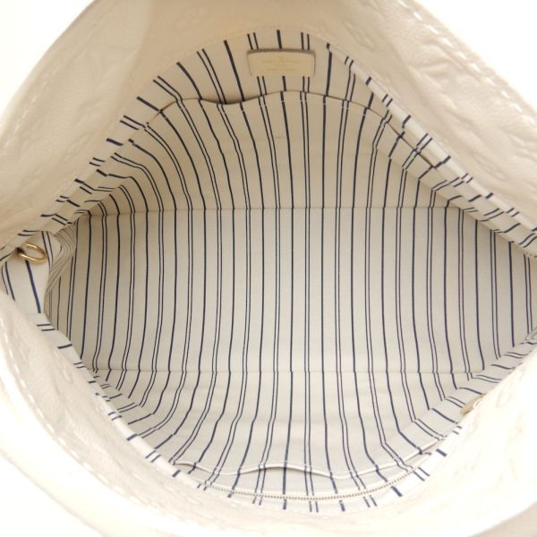 7 Louis Vuitton Artsy MM Shoulder Bag Emplant Neige White