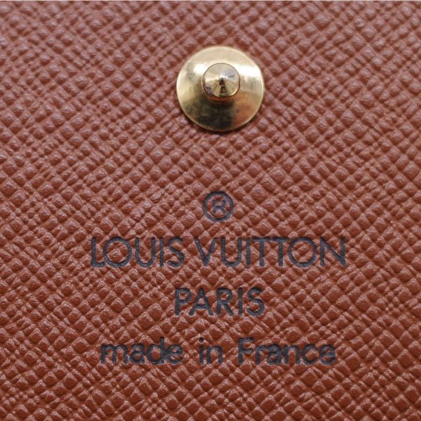 7 Louis Vuitton Portefeuille Elyse Bi fold Wallet Monogram