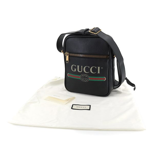 7 Gucci Leather Black Gold Hardware Shoulder Bag