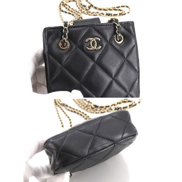 7 Chanel Matelasse Chain Shoulder Bag Pochette Leather Black Gold Metal Fittings