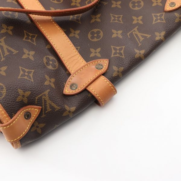 7 Louis Vuitton Saumur 43 Monogram Shoulder Bag Brown