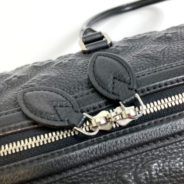 7 Louis Vuitton Monogram Revelation GM Shoulder Bag Noir Black