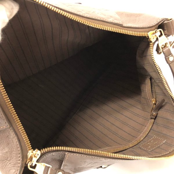 7 Louis Vuitton Emplant Lumineuse PM Shoulder Bag