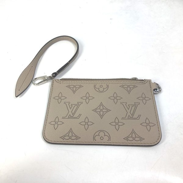 8 Louis Vuitton Monogram Mahina Blossom PM Shoulder Bag