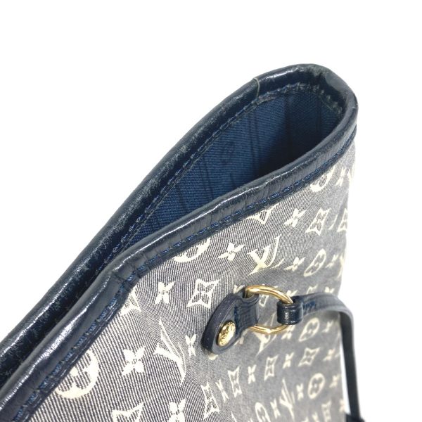 8 Louis Vuitton Neverfull MM Shoulder Bag Navy