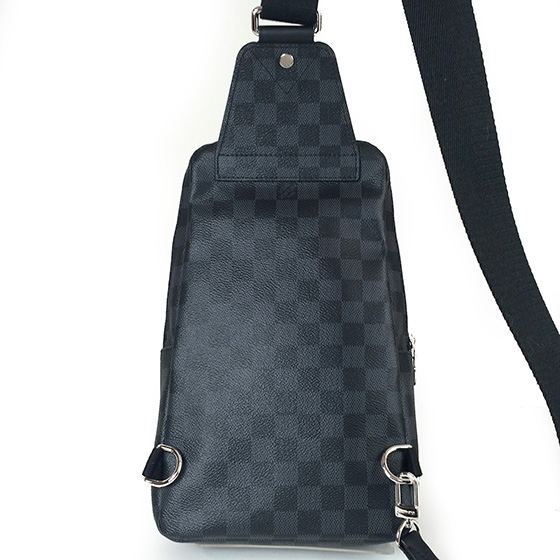 Louis Vuitton Damier Graphite Avenue Sling Bum Bag - Image 4