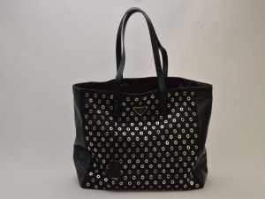 1 Louis Vuitton Twist Handle BB Bag Greige